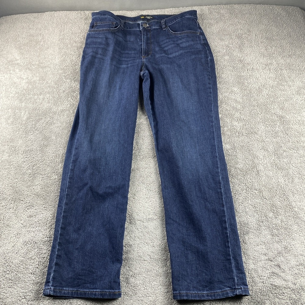 Lee Relaxed Fit Straight Leg Mid-Rise Women Size 32x28‎ Dark Denim Blue Jean